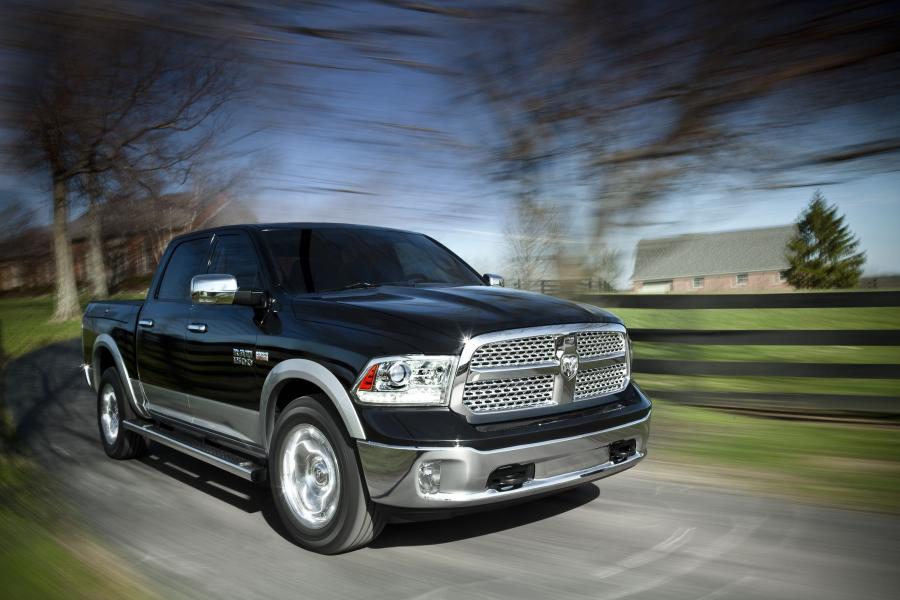  Dodge Ram 1500 2013 года  (фото 39 из 106)